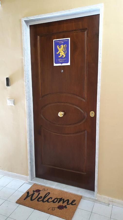 Gli Appartamenti Del Duca Di Miroballo Naples Luaran gambar
